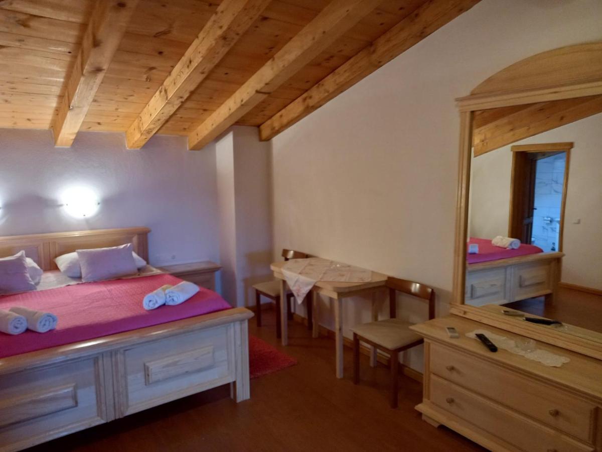 Baderna Apartment Bagian luar foto