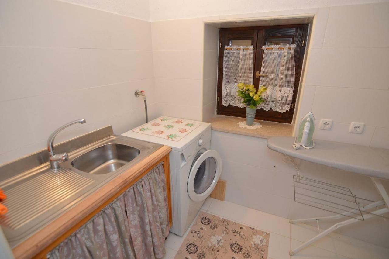Baderna Apartment Bagian luar foto