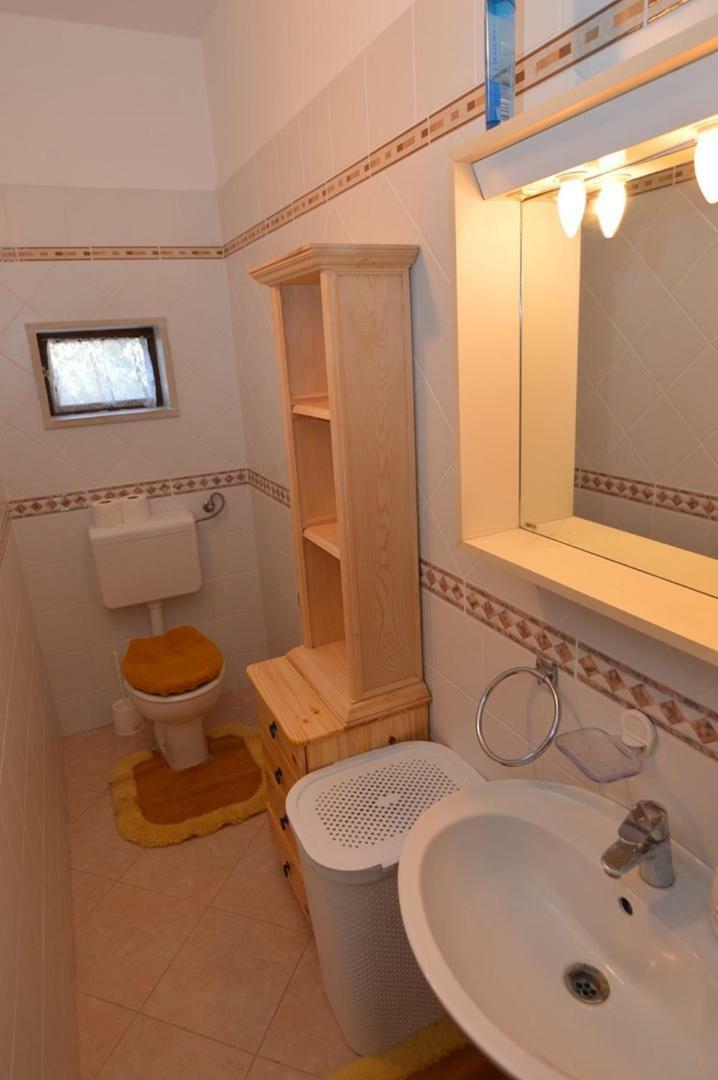 Baderna Apartment Bagian luar foto